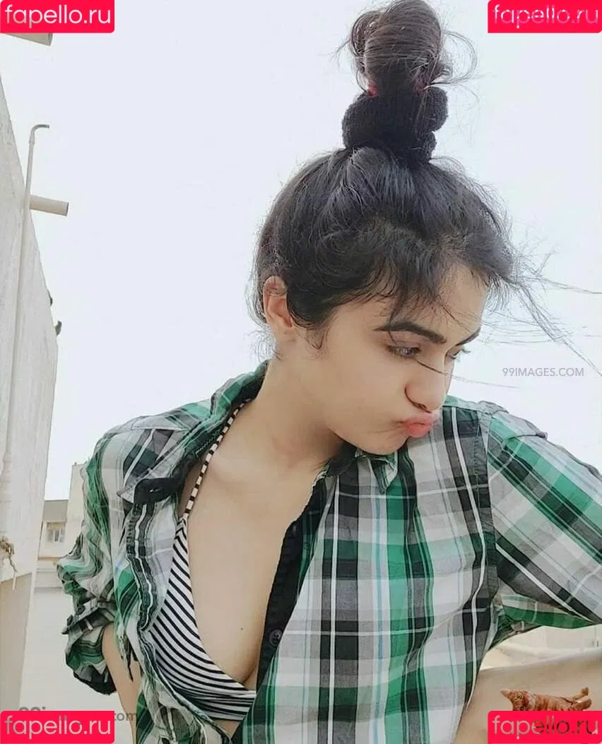 Adah Sharma Onlyfans Photo Gallery 