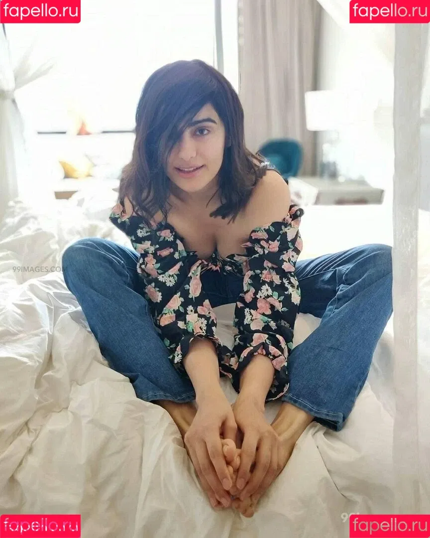 Adah Sharma Onlyfans Photo Gallery 