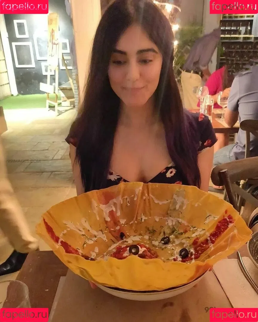Adah Sharma Onlyfans Photo Gallery 
