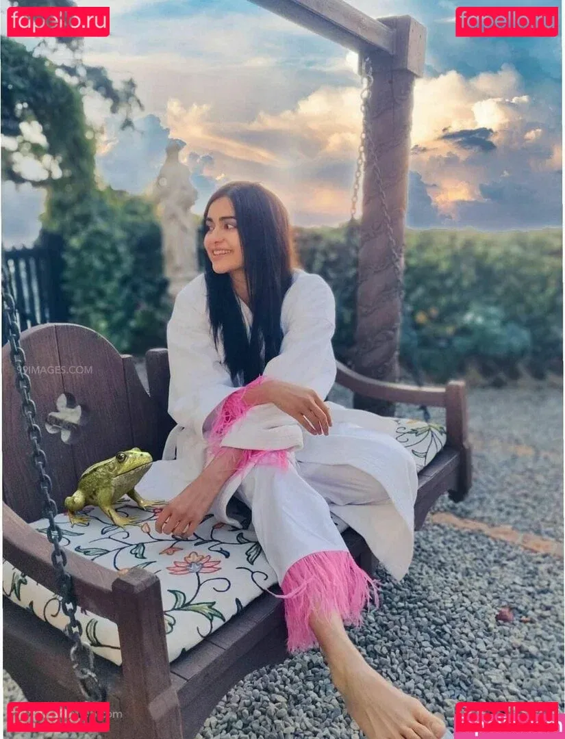 Adah Sharma Onlyfans Photo Gallery 