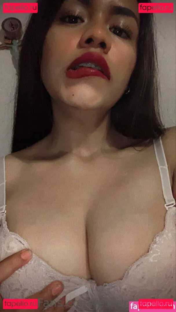 leslierangel95 Onlyfans Photo Gallery 