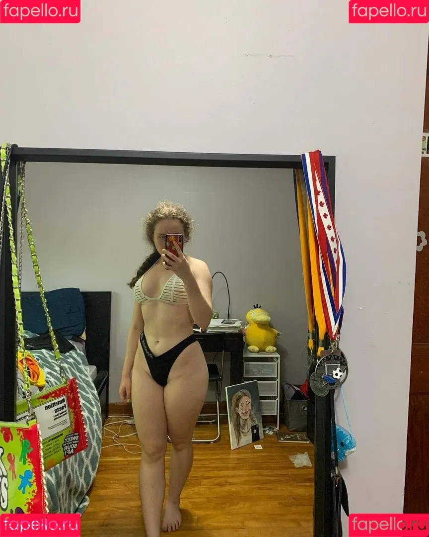 Alyssa Cleversey Onlyfans Photo Gallery 