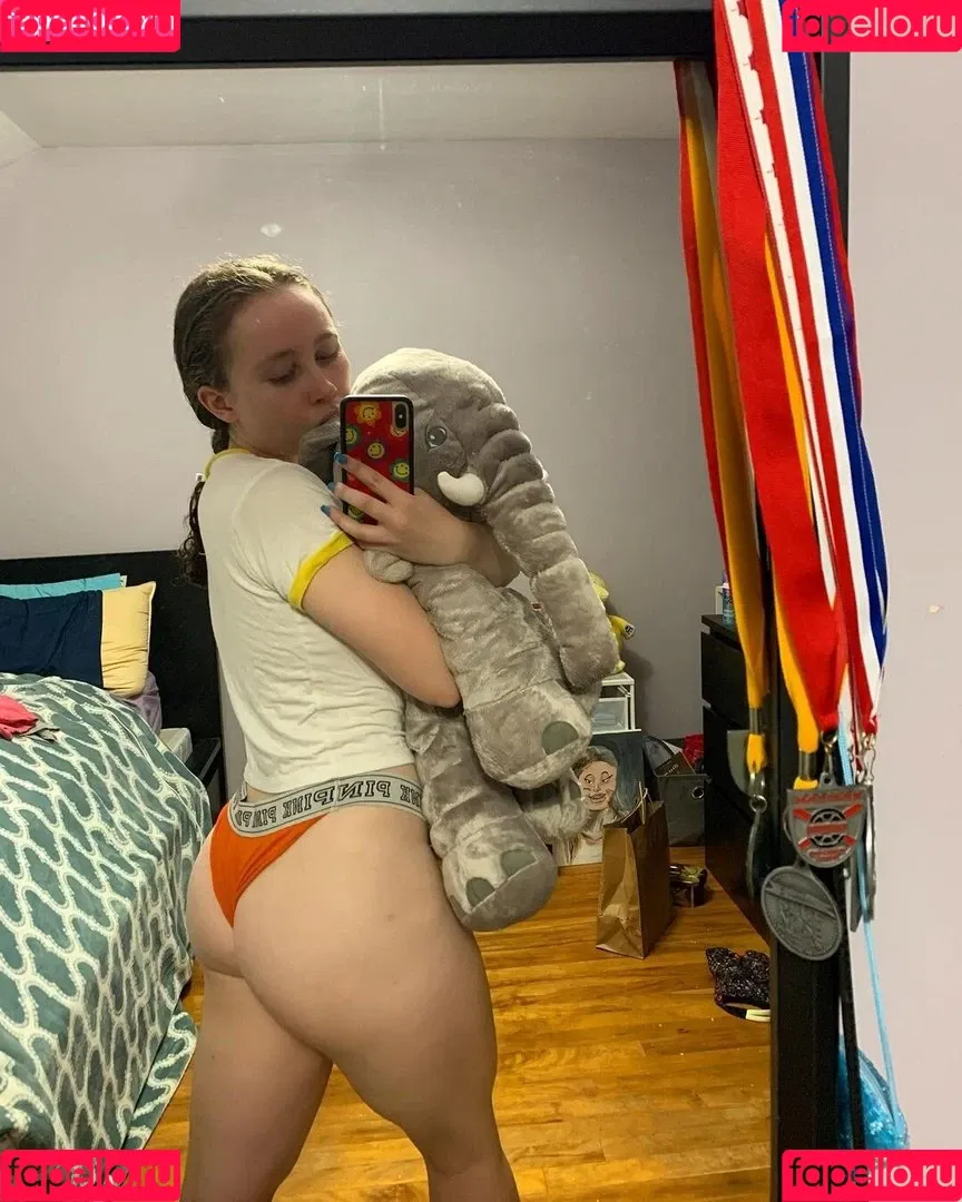 Alyssa Cleversey Onlyfans Photo Gallery 