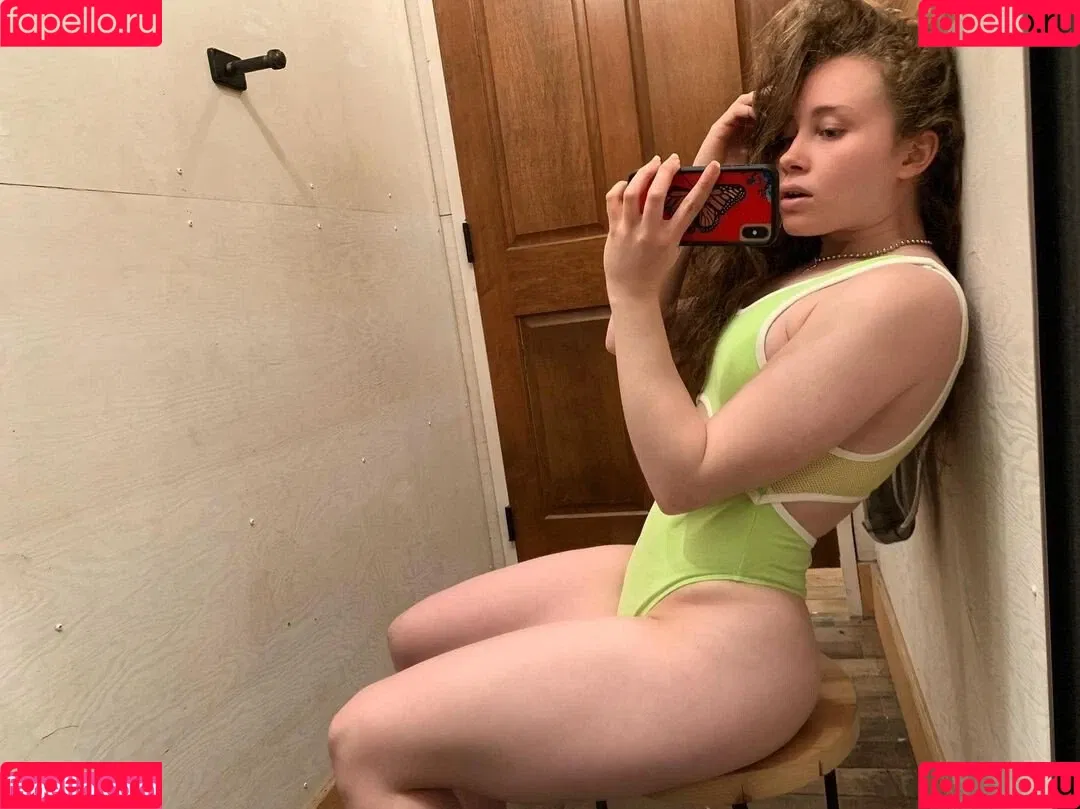 Alyssa Cleversey Onlyfans Photo Gallery 