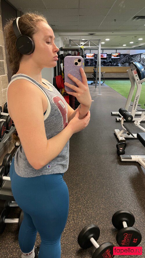Alyssa Cleversey Nude Onlyfans Photo 37