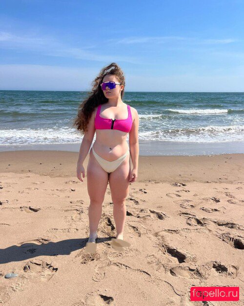Alyssa Cleversey Nude Onlyfans Photo 25