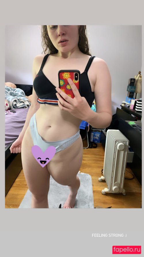 Alyssa Cleversey Nude Onlyfans Photo 4
