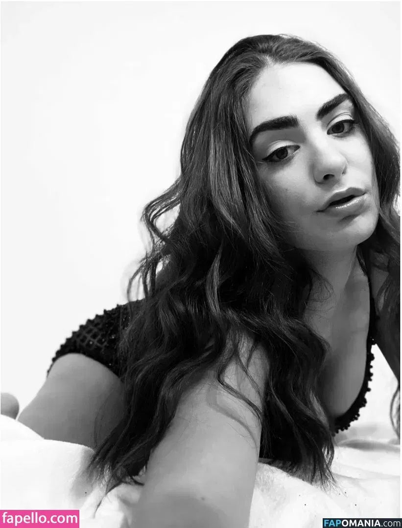 Veronica Correia Onlyfans Photo Gallery 