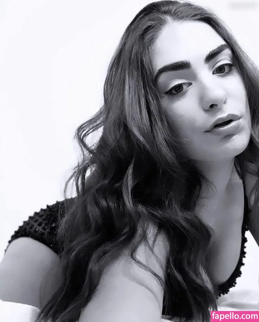 Veronica Correia Onlyfans Photo Gallery 