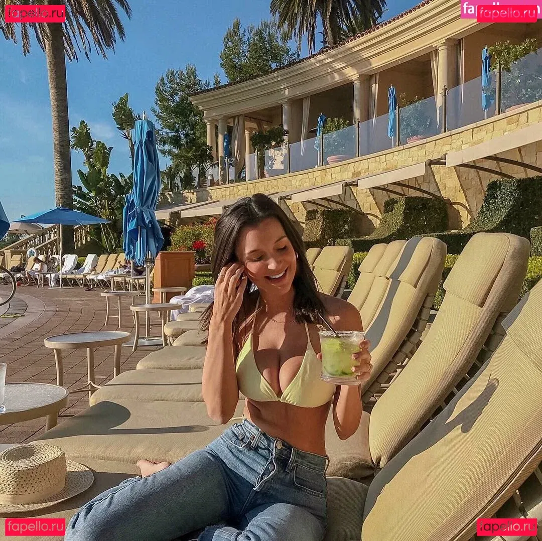 Abigail Joy Sparn Onlyfans Photo Gallery 