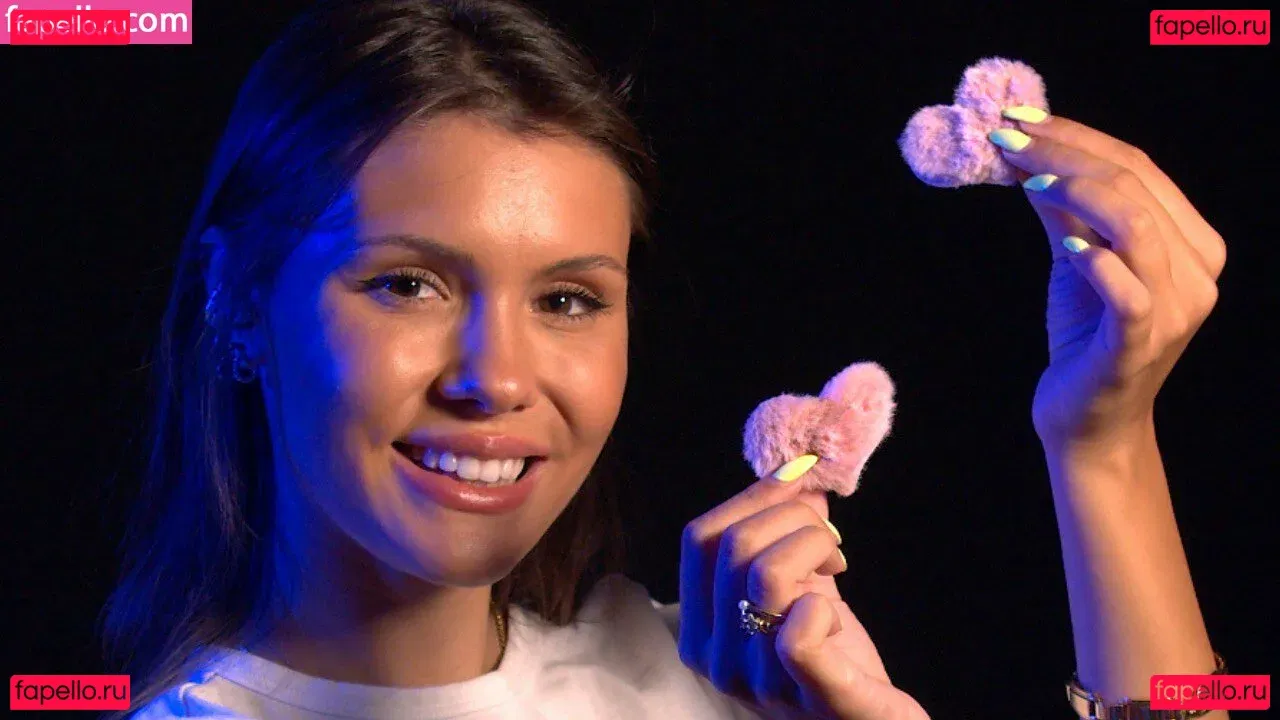 Clara's ASMR Onlyfans Photo Gallery 