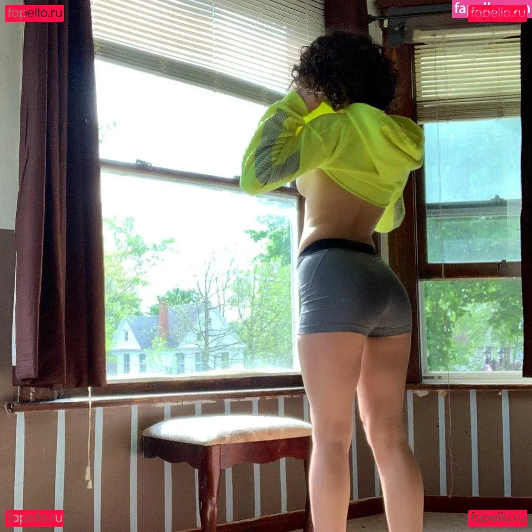 naanaamaarie Onlyfans Photo Gallery 