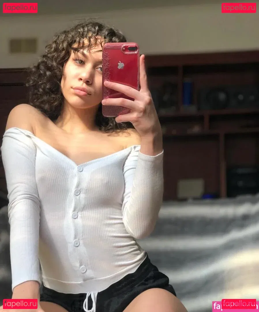 naanaamaarie Onlyfans Photo Gallery 