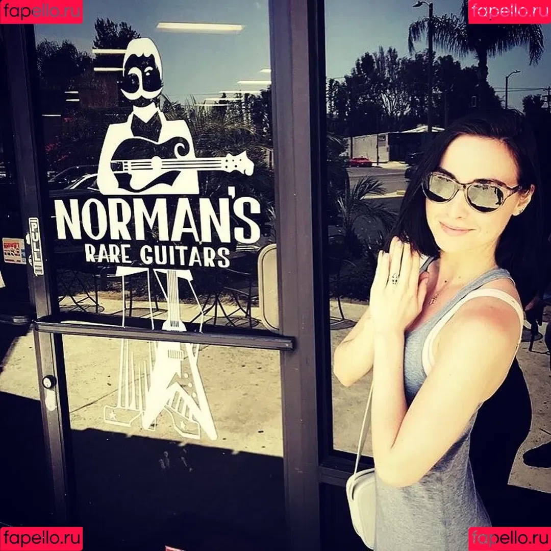 Allison Scagliotti Onlyfans Photo Gallery 