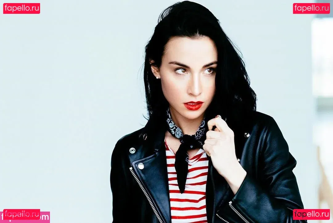 Allison Scagliotti Onlyfans Photo Gallery 