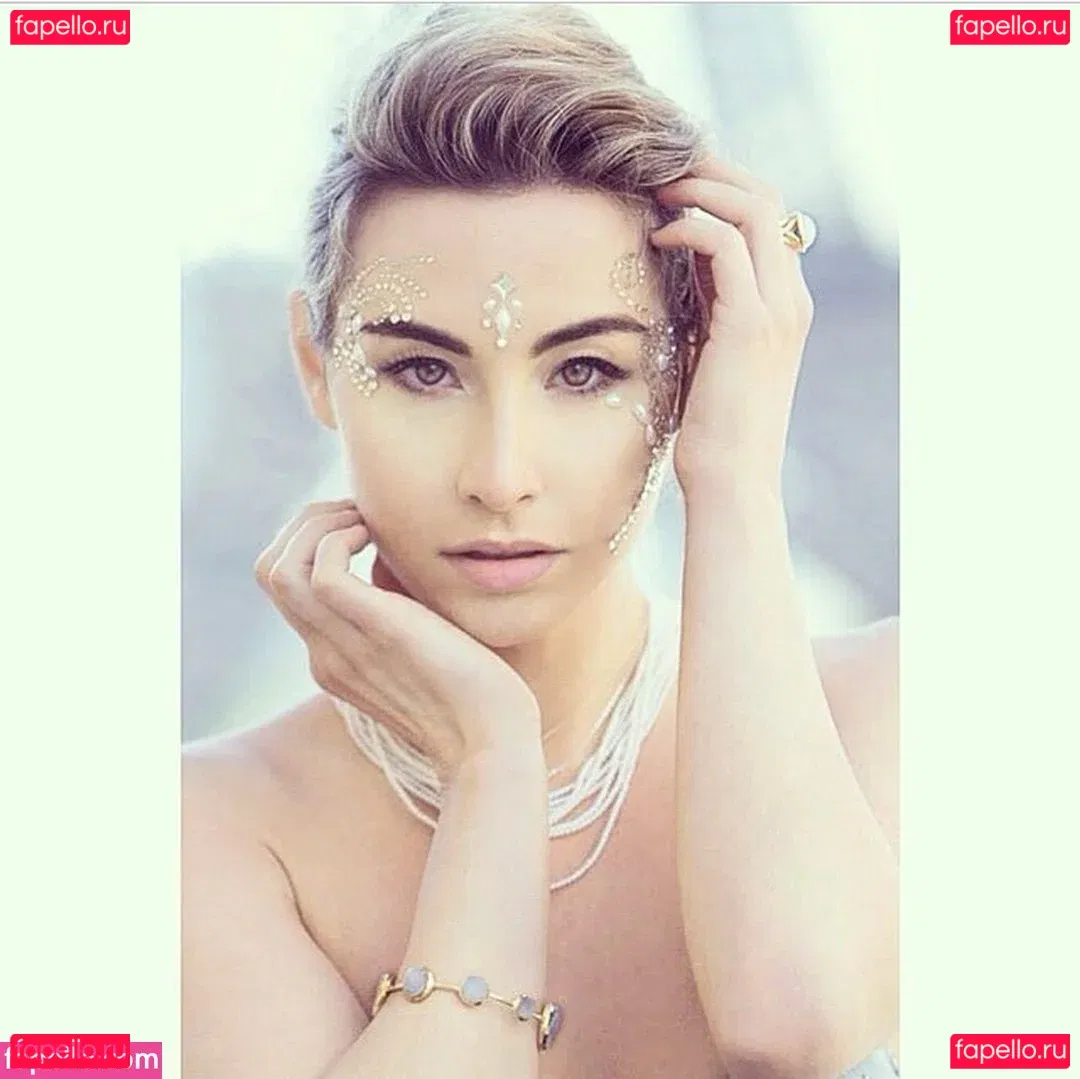 Allison Scagliotti Onlyfans Photo Gallery 