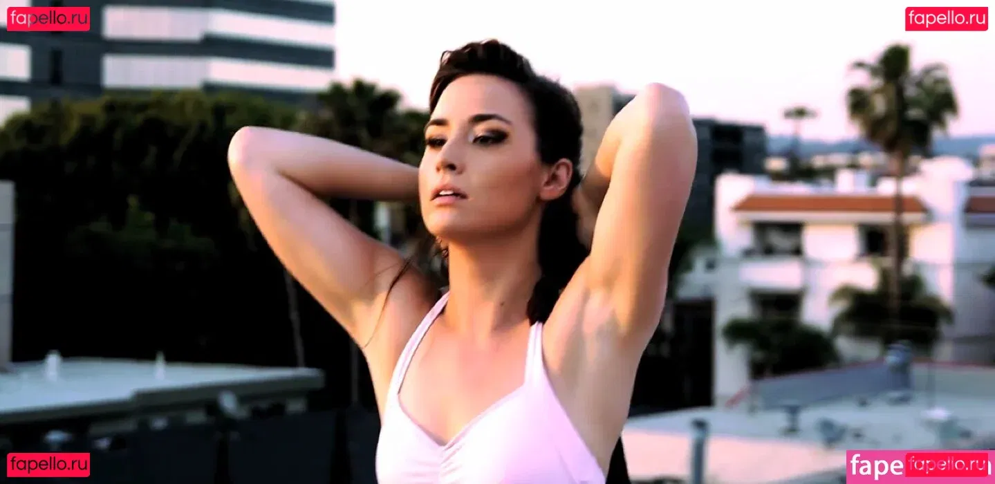 Allison Scagliotti Onlyfans Photo Gallery 