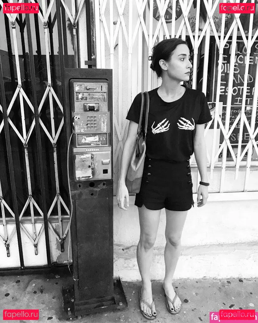 Allison Scagliotti Onlyfans Photo Gallery 