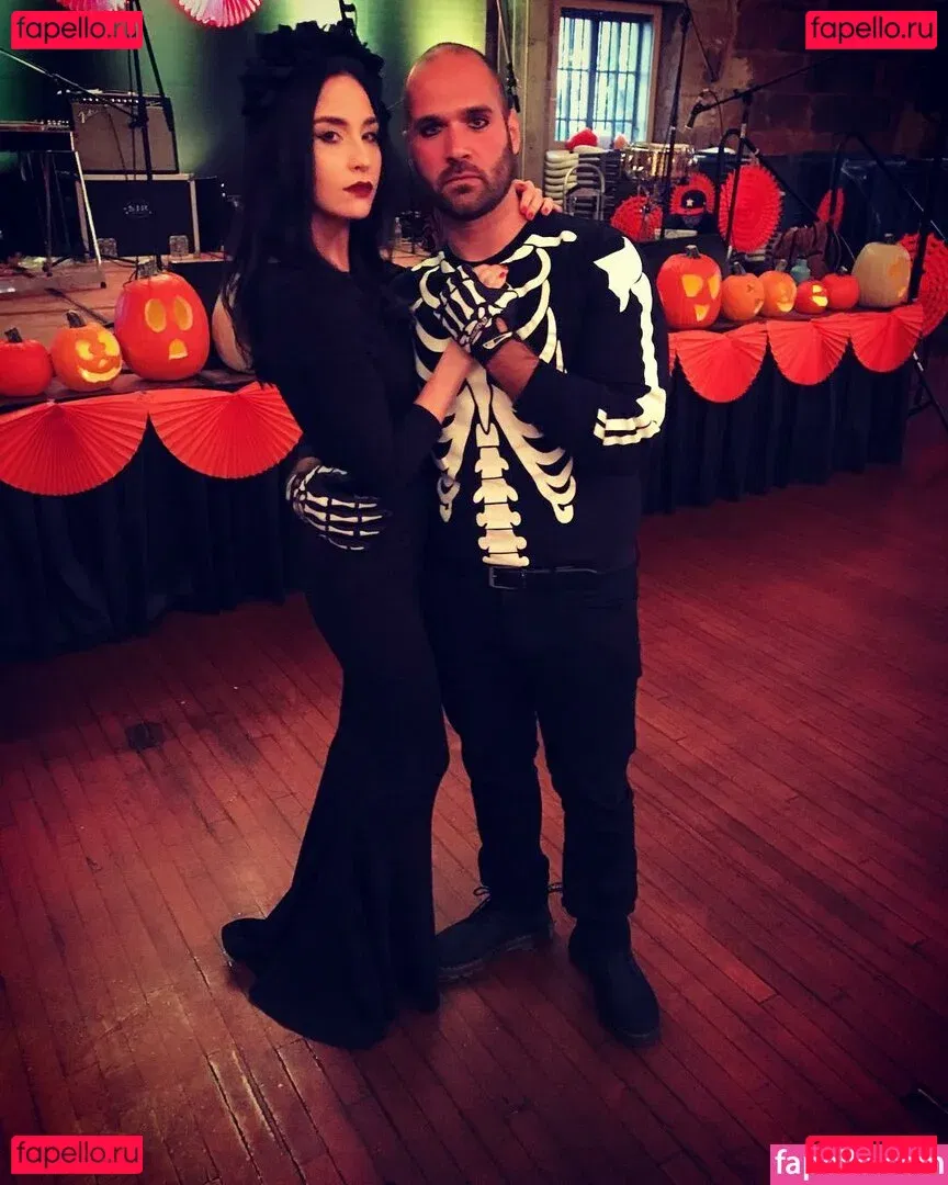 Allison Scagliotti Onlyfans Photo Gallery 