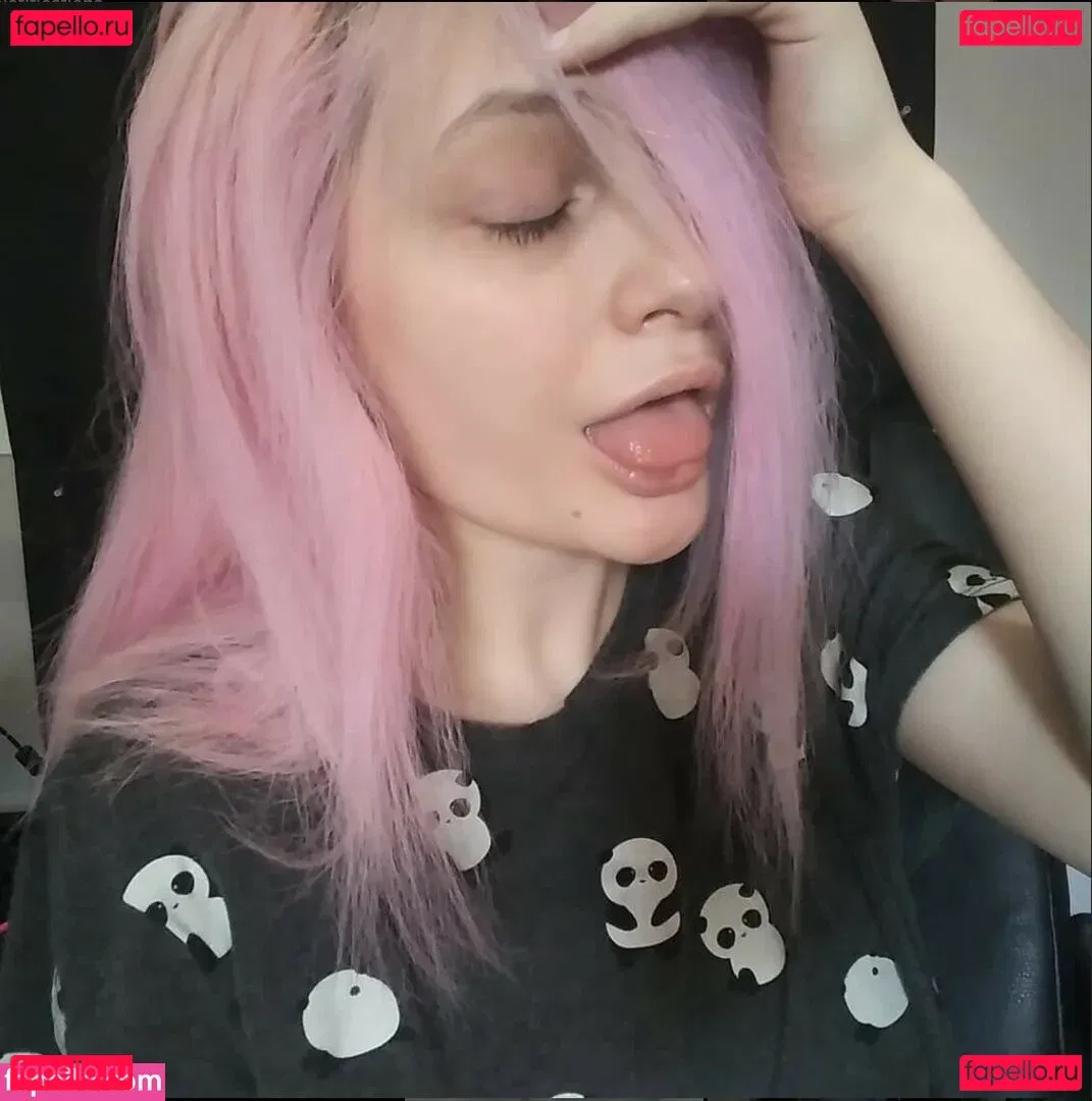 veiledcatalyst Onlyfans Photo Gallery 