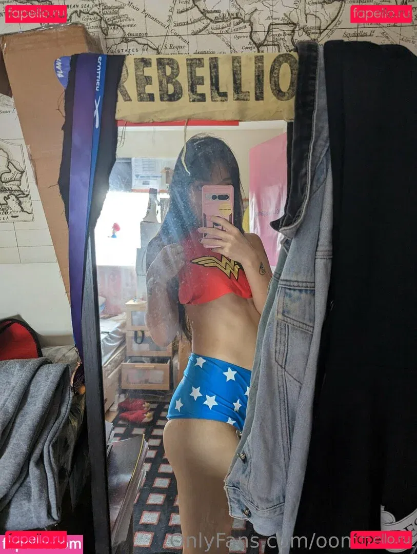 oomfiekat Onlyfans Photo Gallery 