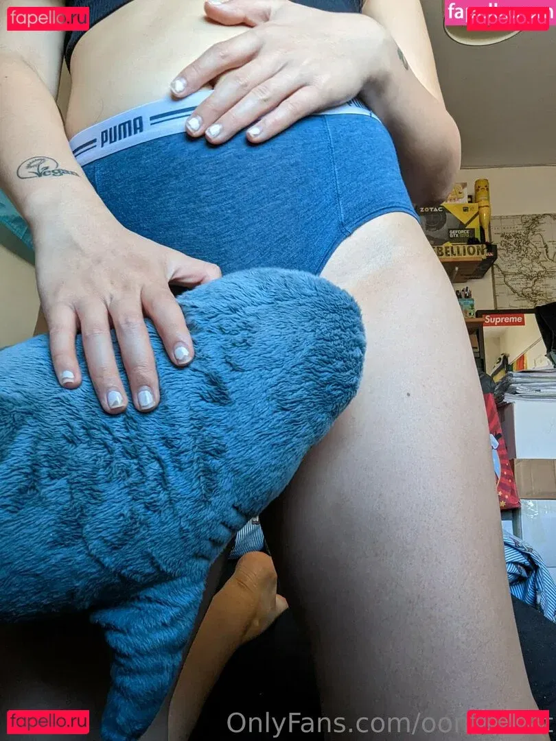 oomfiekat Onlyfans Photo Gallery 