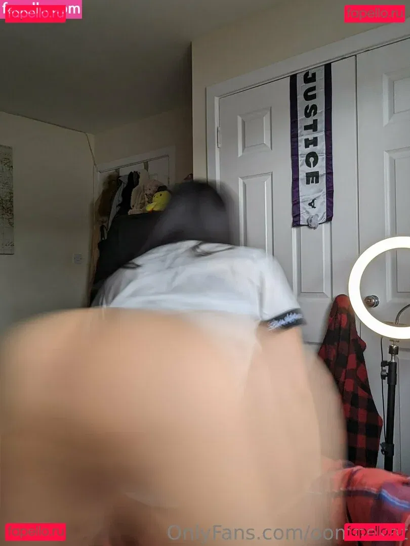 oomfiekat Onlyfans Photo Gallery 