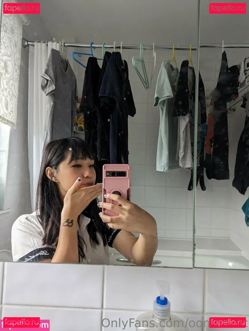 oomfiekat Onlyfans Photo Gallery 