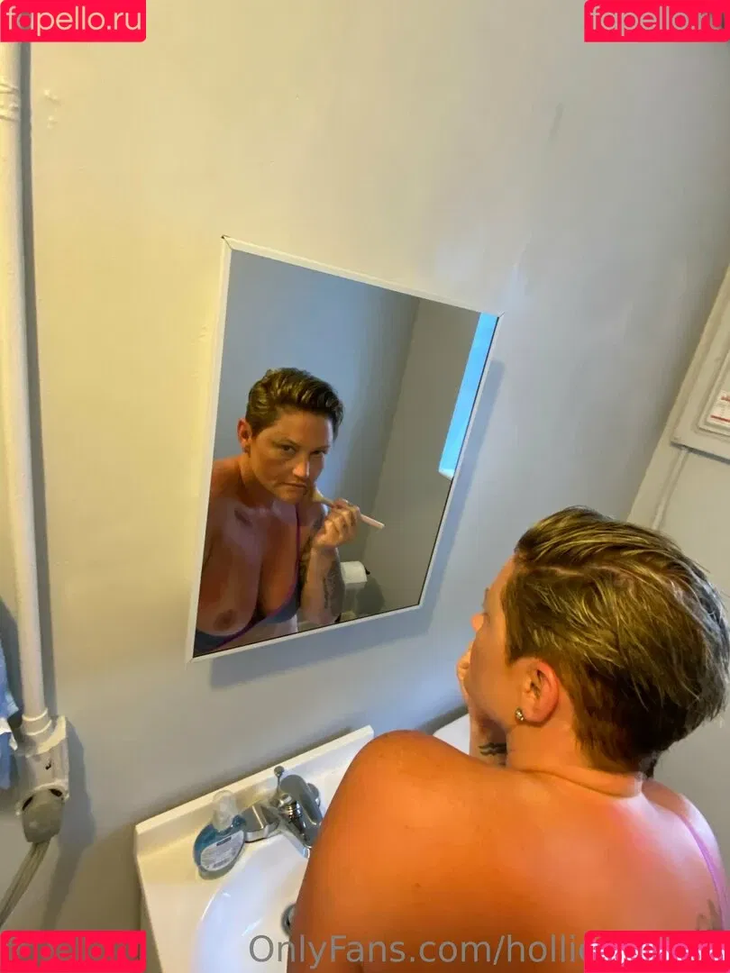 holliess1free Onlyfans Photo Gallery 