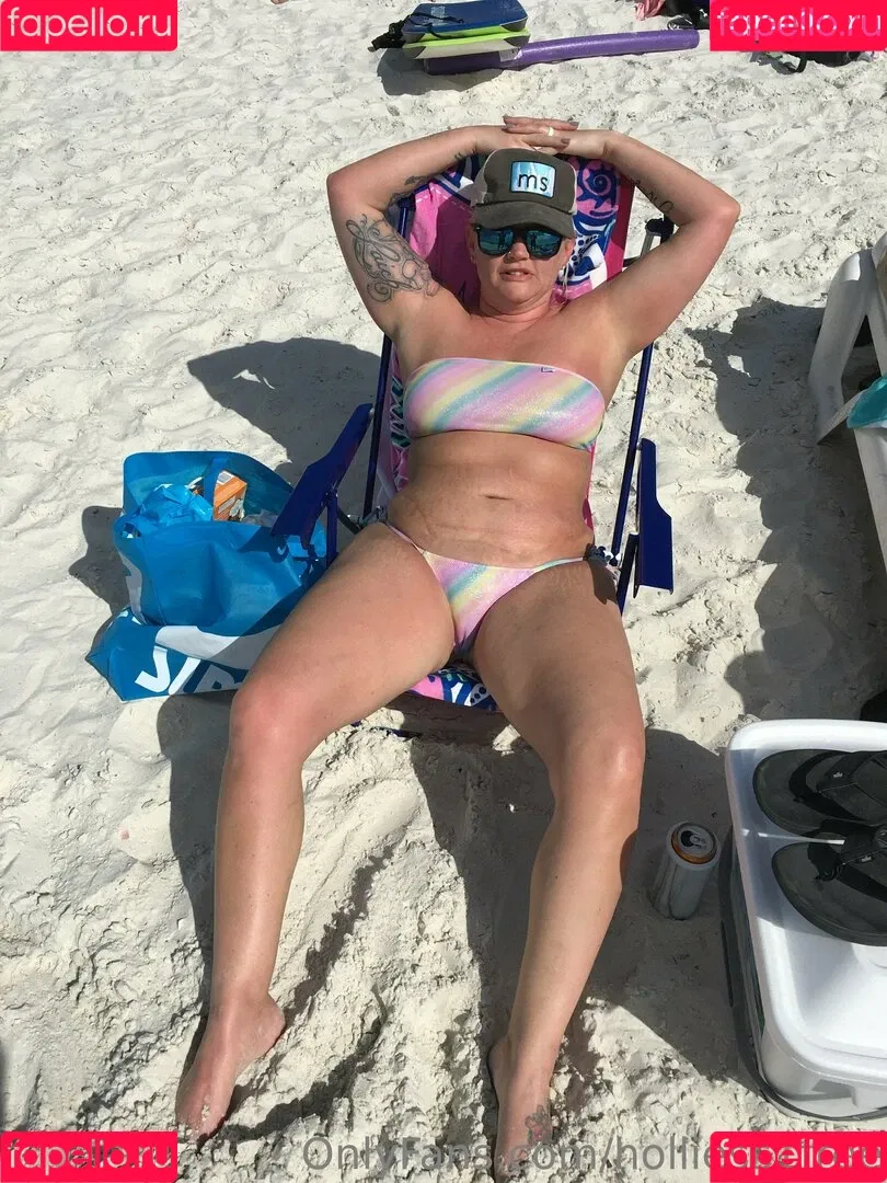 holliess1free Onlyfans Photo Gallery 