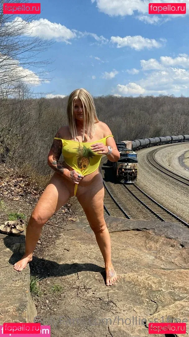 holliess1free Onlyfans Photo Gallery 