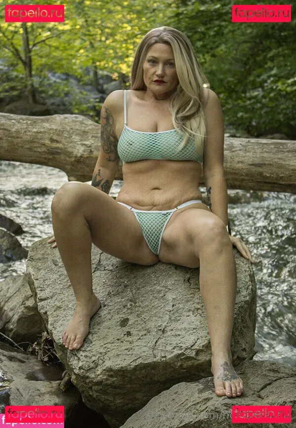 holliess1free Onlyfans Photo Gallery 