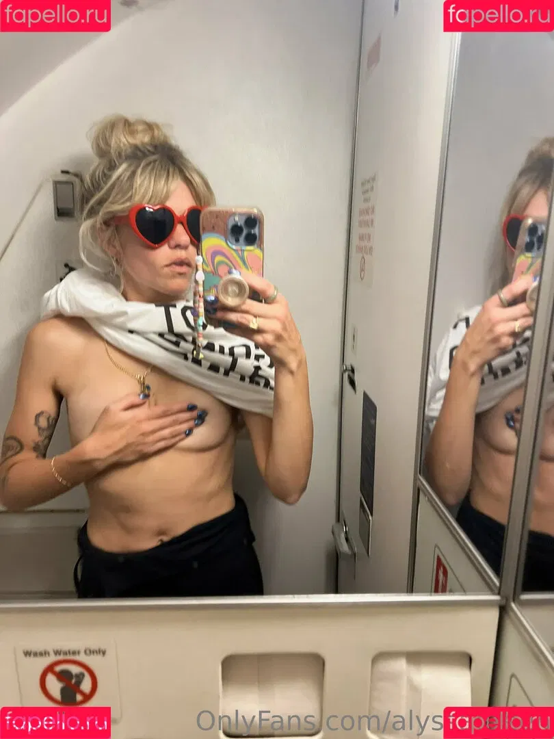 Alyssa Green Onlyfans Photo Gallery 