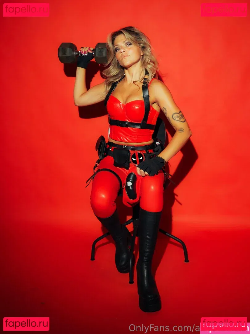 Alyssa Green Onlyfans Photo Gallery 