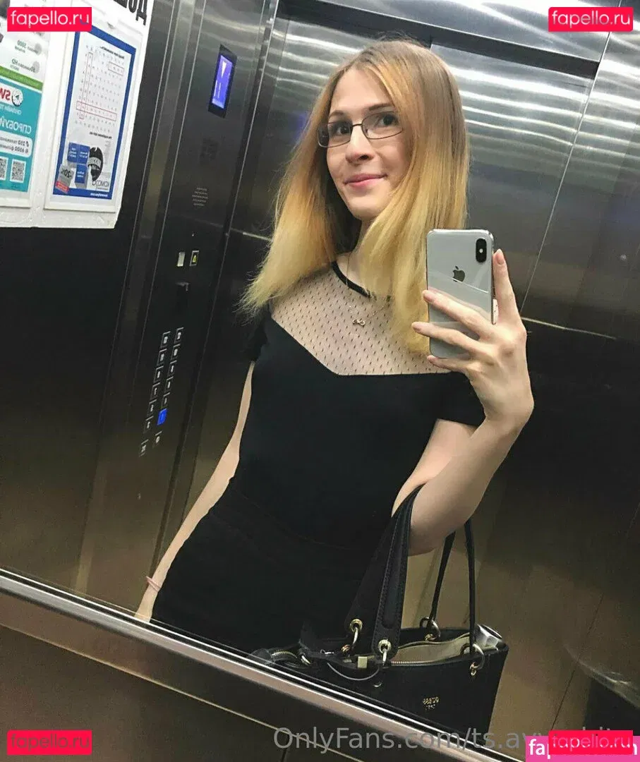 ts.avy.white Onlyfans Photo Gallery 