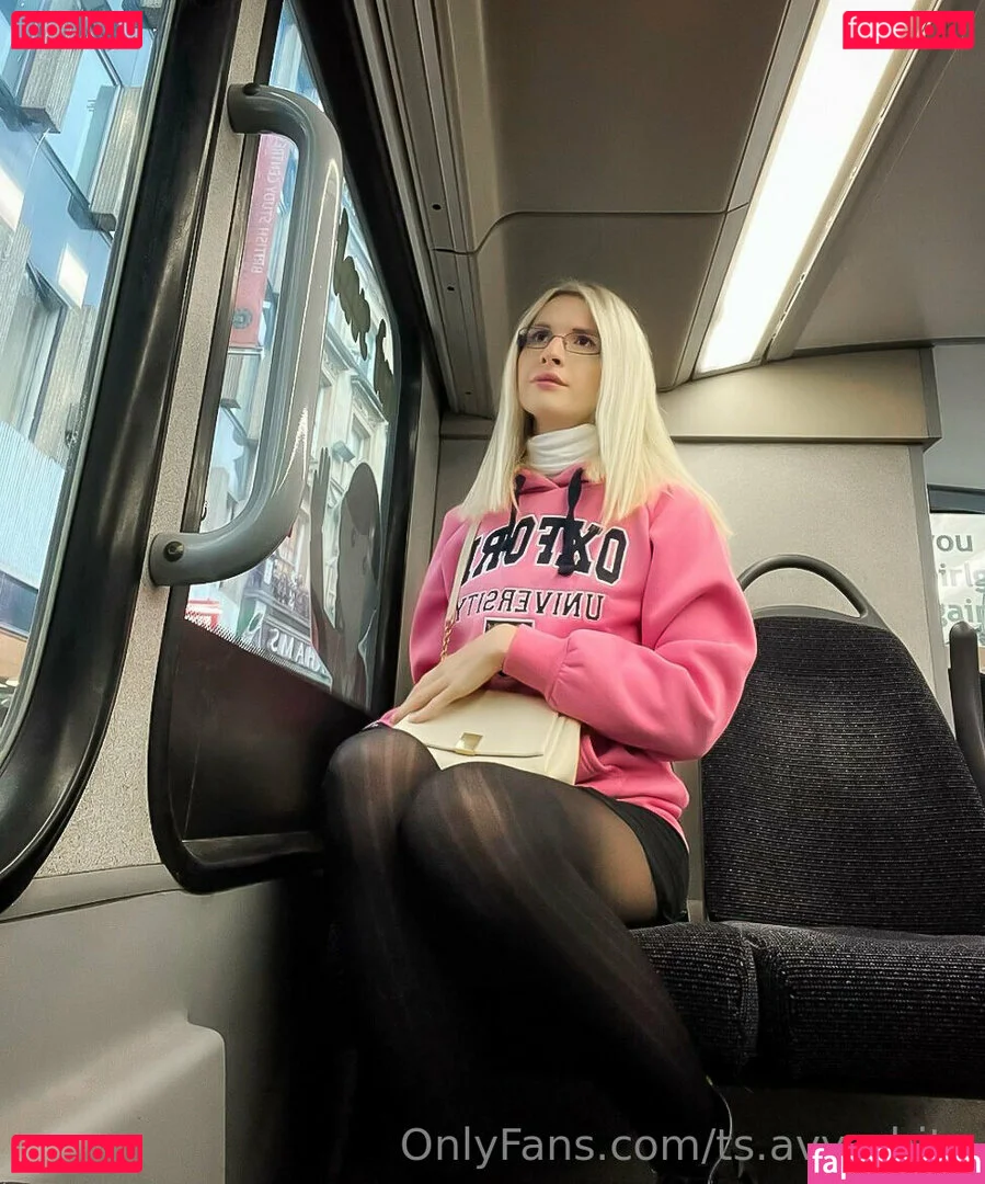 ts.avy.white Onlyfans Photo Gallery 