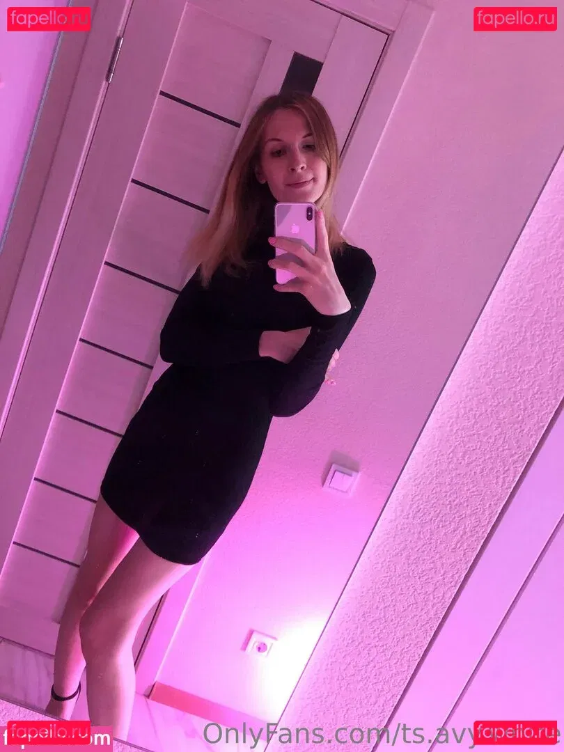 ts.avy.white Onlyfans Photo Gallery 