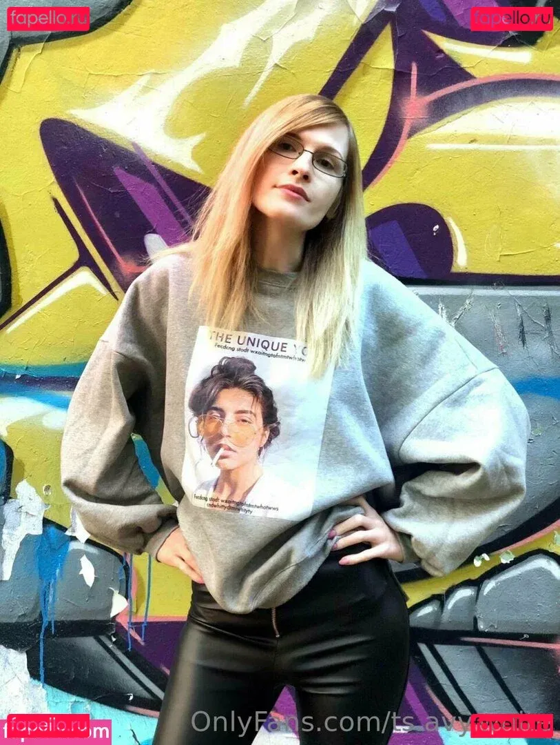 ts.avy.white Onlyfans Photo Gallery 