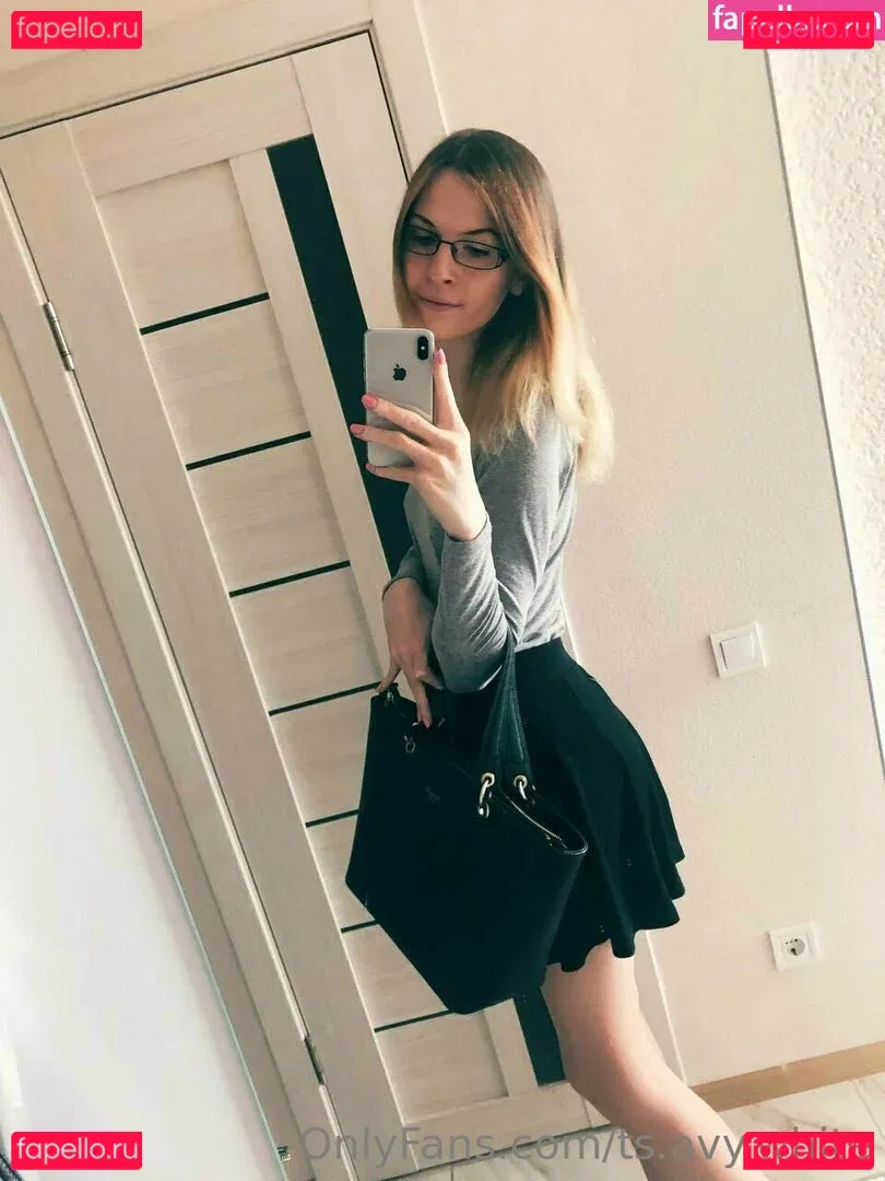 ts.avy.white Onlyfans Photo Gallery 