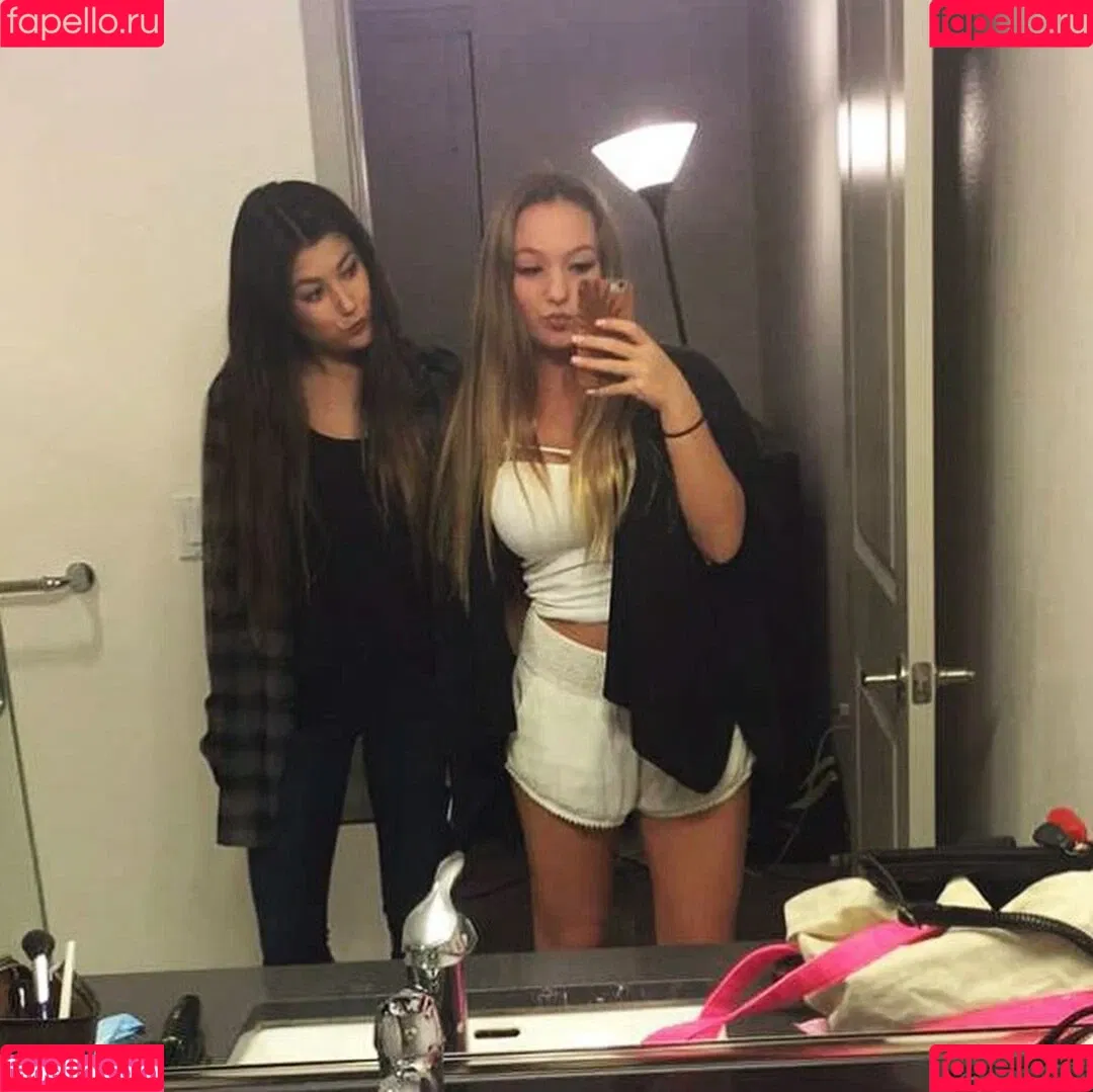 Kimi McFarland Onlyfans Photo Gallery 