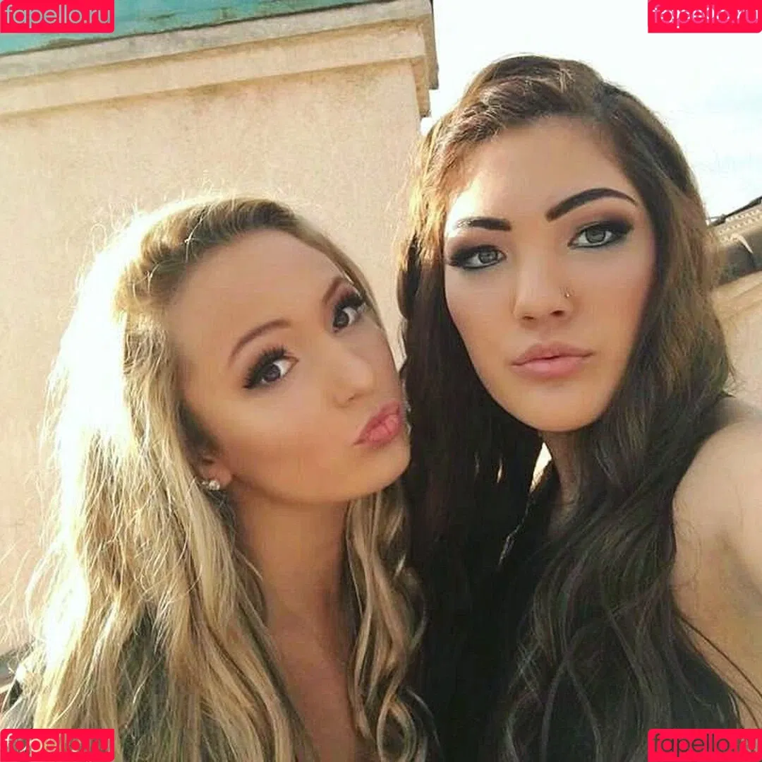 Kimi McFarland Onlyfans Photo Gallery 