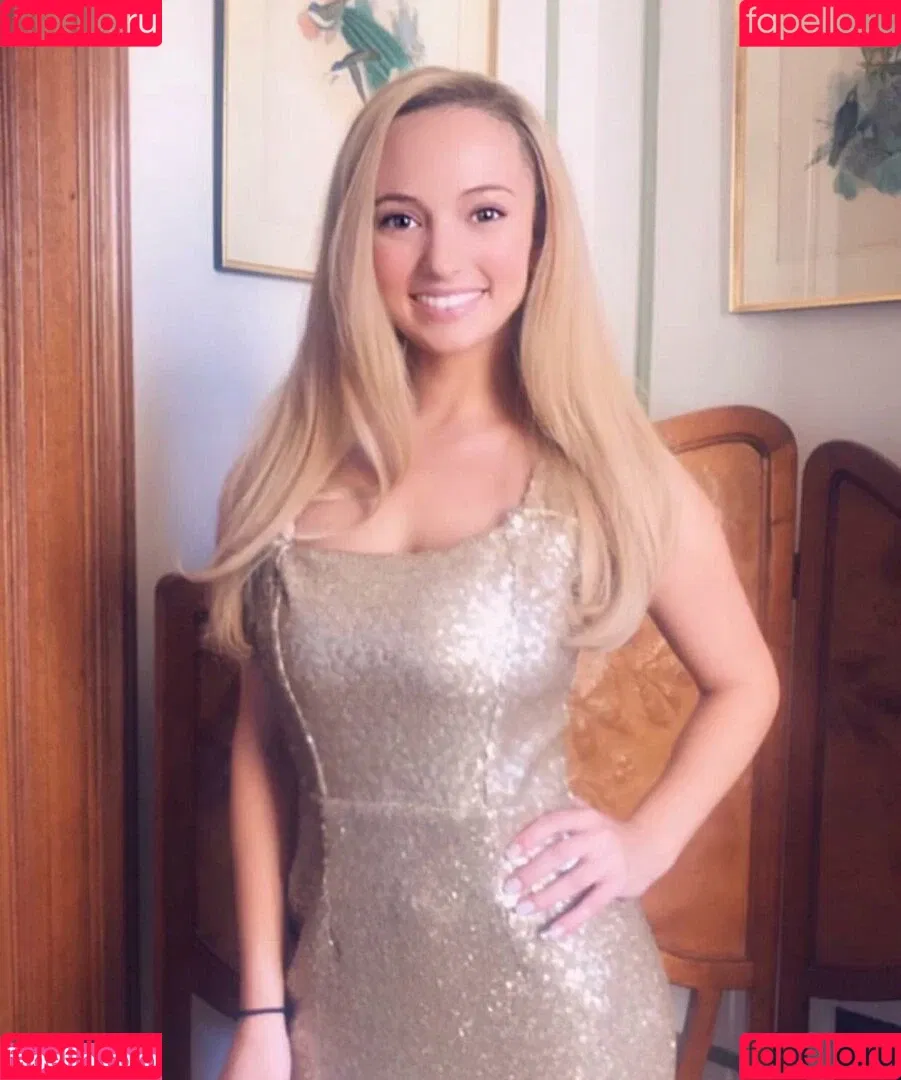 Kimi McFarland Onlyfans Photo Gallery 