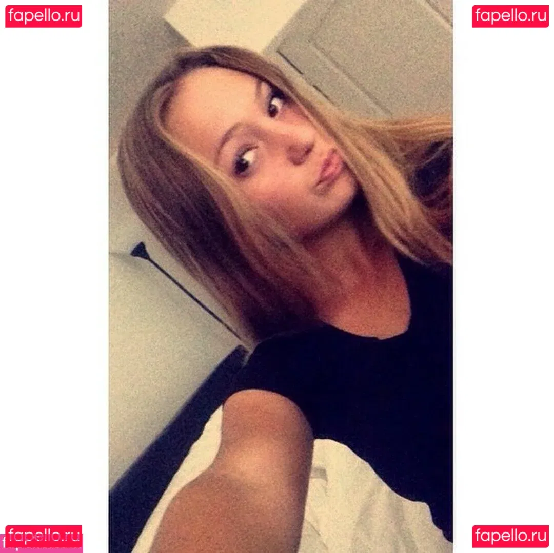 Kimi McFarland Onlyfans Photo Gallery 