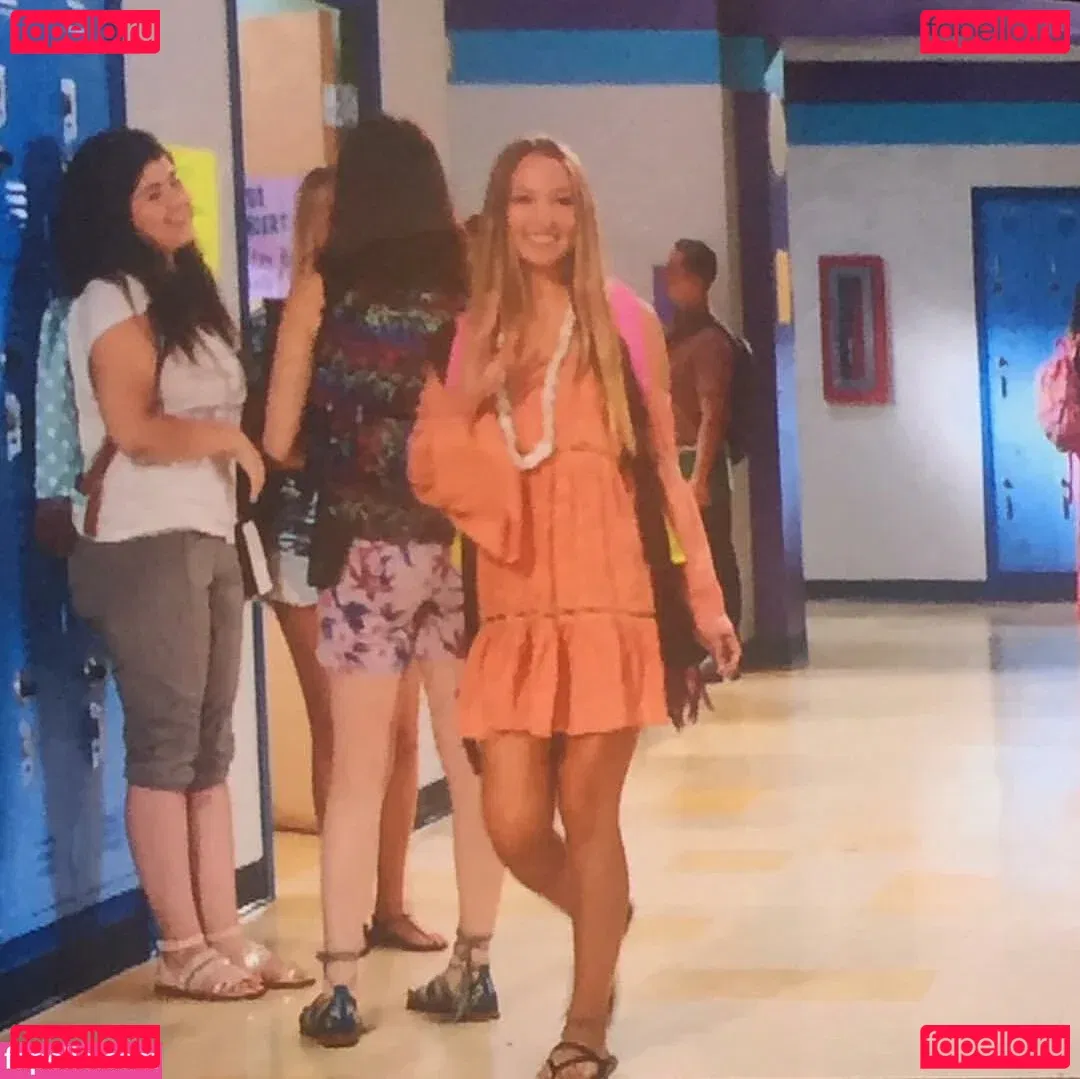 Kimi McFarland Onlyfans Photo Gallery 