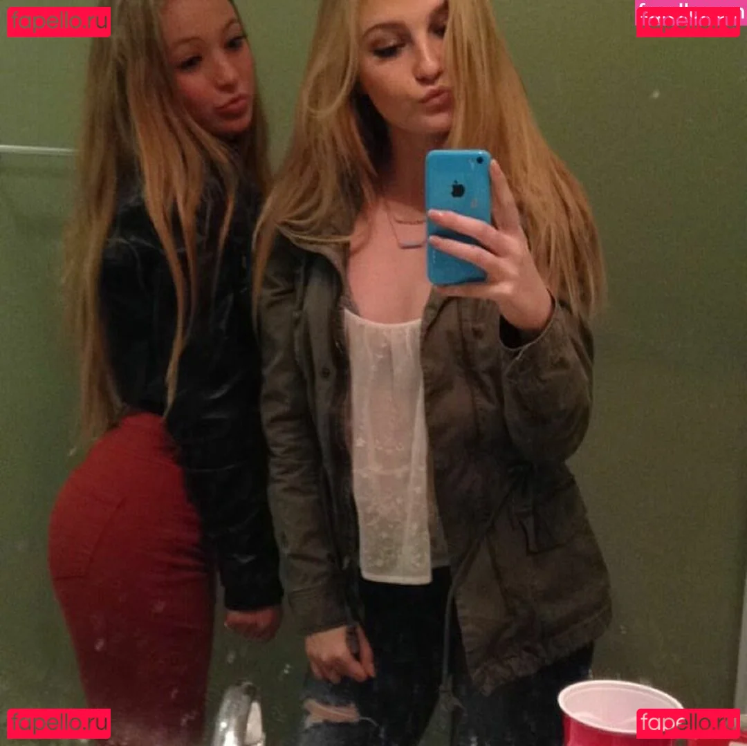 Kimi McFarland Onlyfans Photo Gallery 