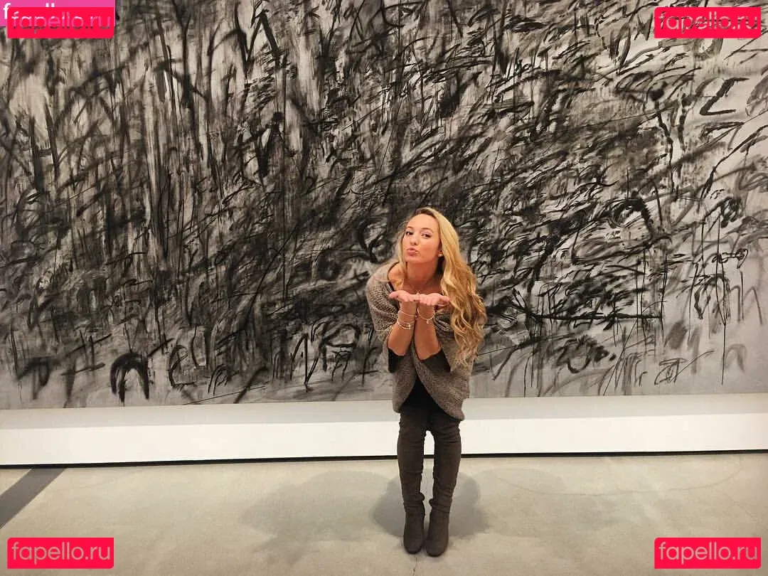 Kimi McFarland Onlyfans Photo Gallery 