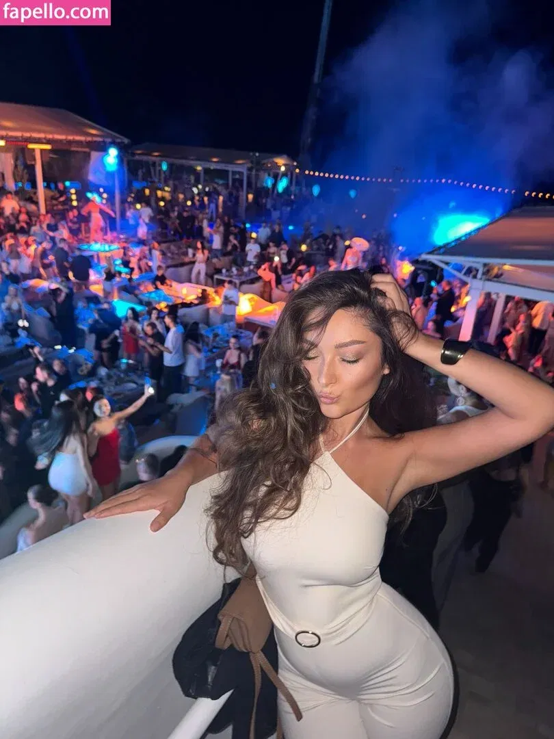 Natalia Onlyfans Photo Gallery 