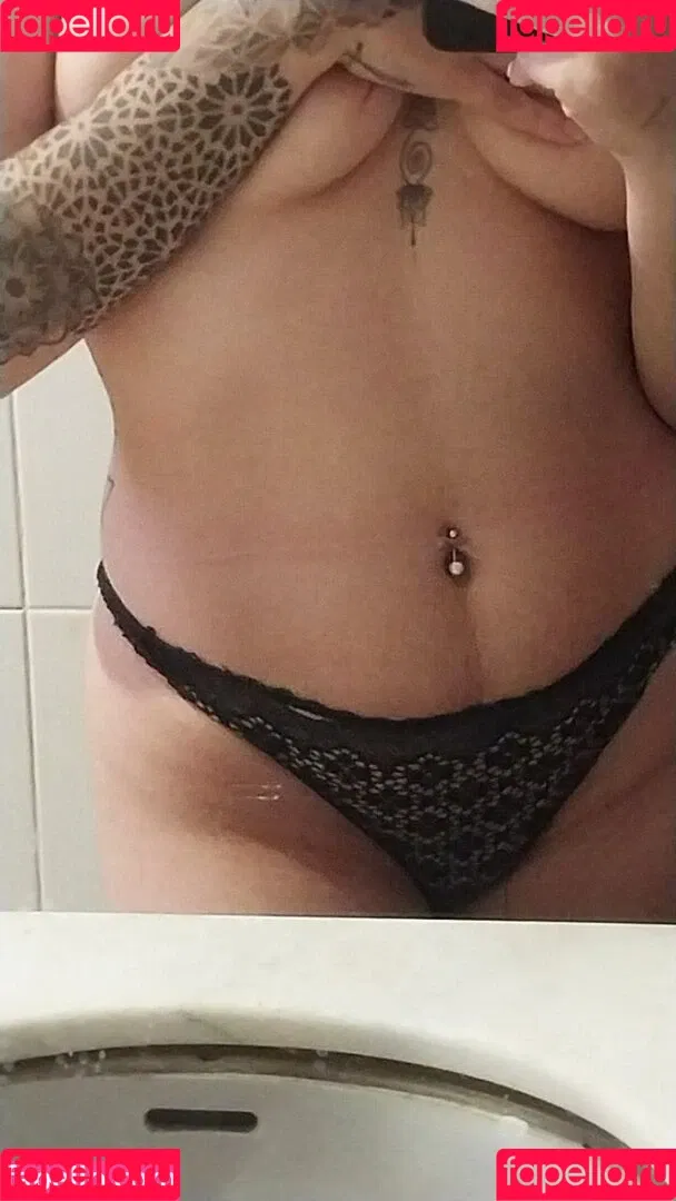 Raphaela Sinopoli Onlyfans Photo Gallery 