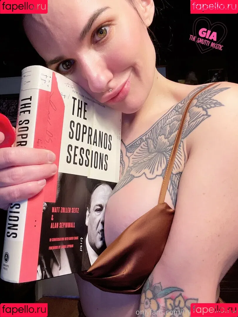 thesmuttymystic Onlyfans Photo Gallery 