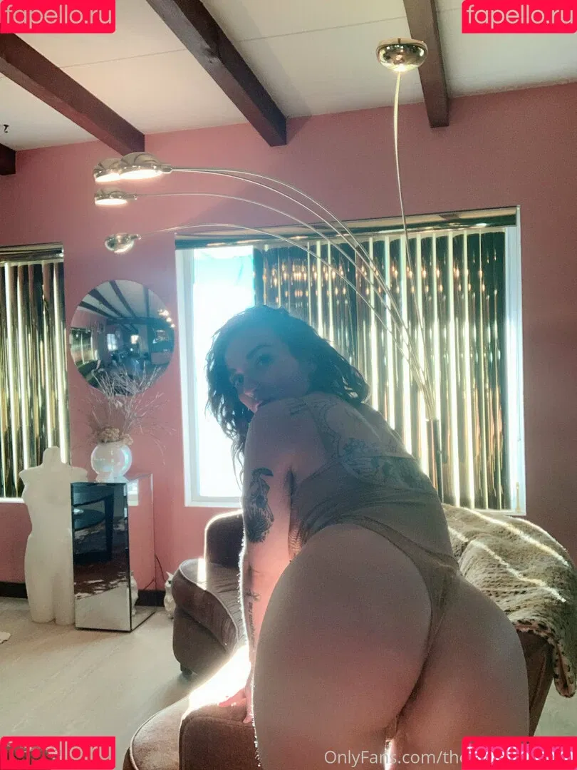 thesmuttymystic Onlyfans Photo Gallery 